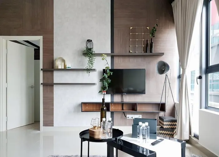 Stylish & Cozy 2Br Apt At Arte Plus, Free Parking